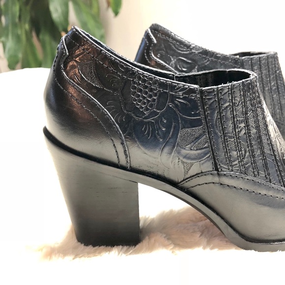 ANTONIO MELANI Shoes - ANTONIO MELANI Black Leather Ankle Boots